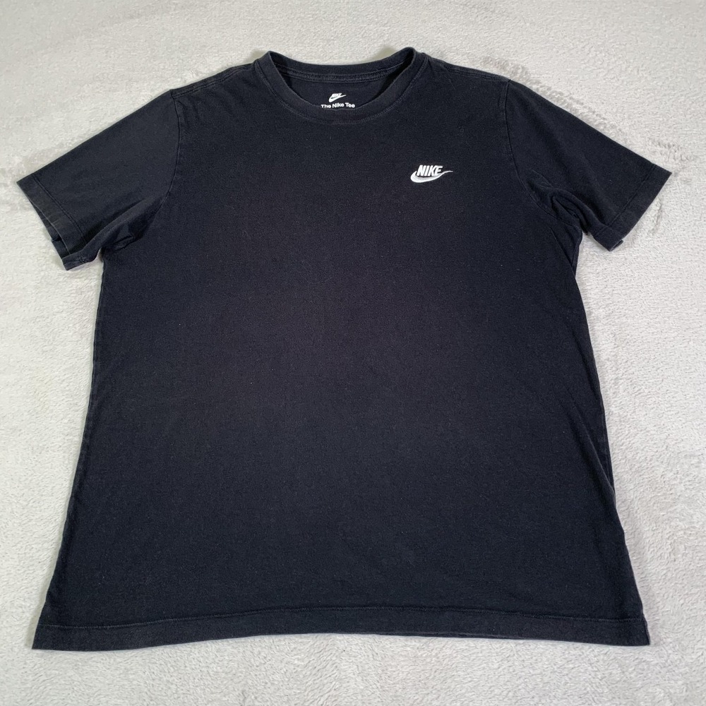 Nike Shirt Mens‎ Large Black The Nike Tee Small Swoosh Logo Tagless Crewneck